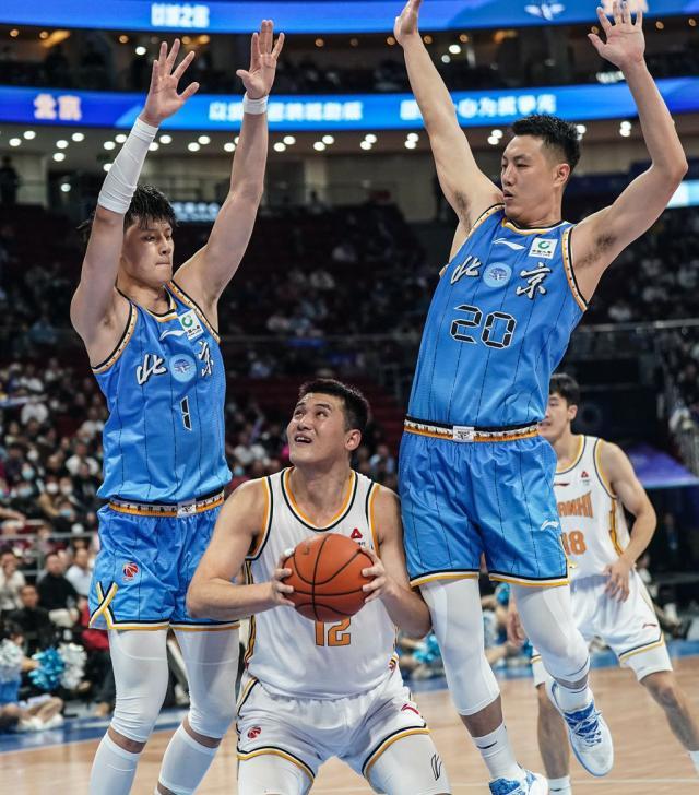 邵化谦：滑铁卢的北京男篮怎么了？