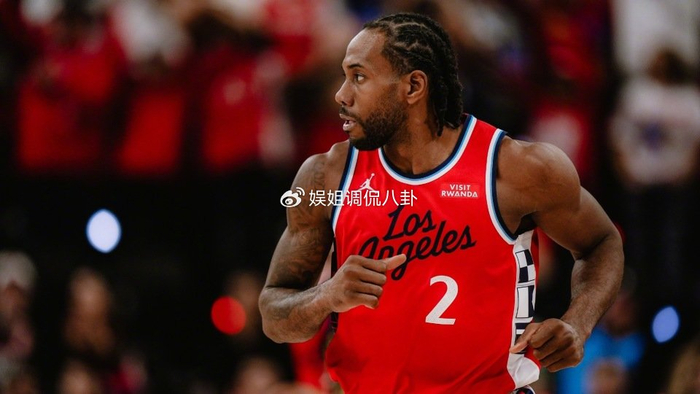 莱昂纳德复出再赢德比！26分钟轰24分5板4助 连续23场20+创新高|小卡|考瓦伊·莱昂纳德|快船|迈尔斯-莱昂纳德|科怀-伦纳德_新浪体育_新浪新闻