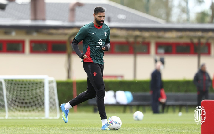 星空体育中国-米兰结束假期重新集结训练|AC米兰|ac米兰|球队_新浪体育_新浪新闻